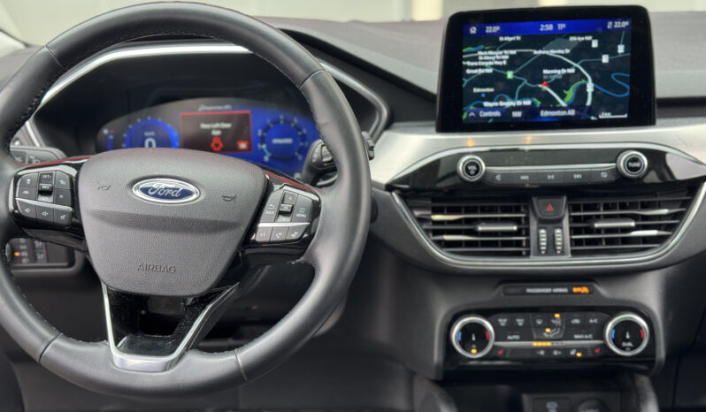 
2022 FORD ESCAPE TITANIUM full									