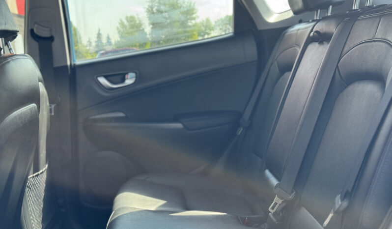 
2022 HYUNDAI KONA full									