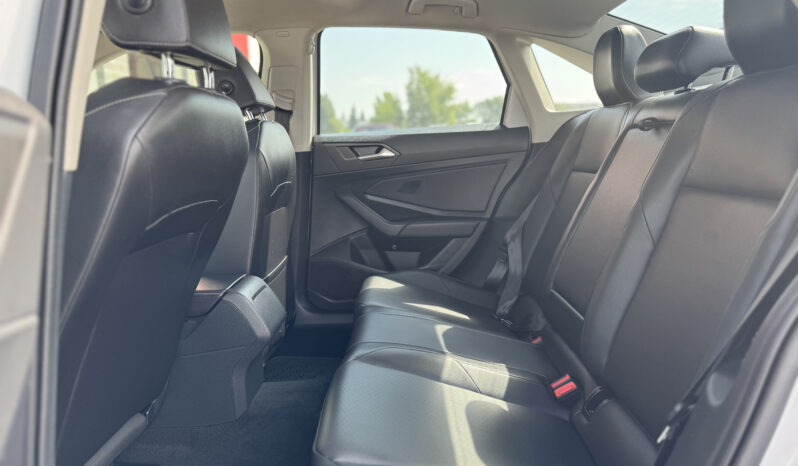 
2019 VOLKSWAGEN JETTA full									