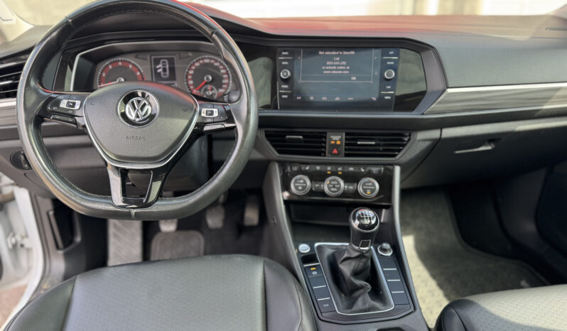 
2019 VOLKSWAGEN JETTA full									