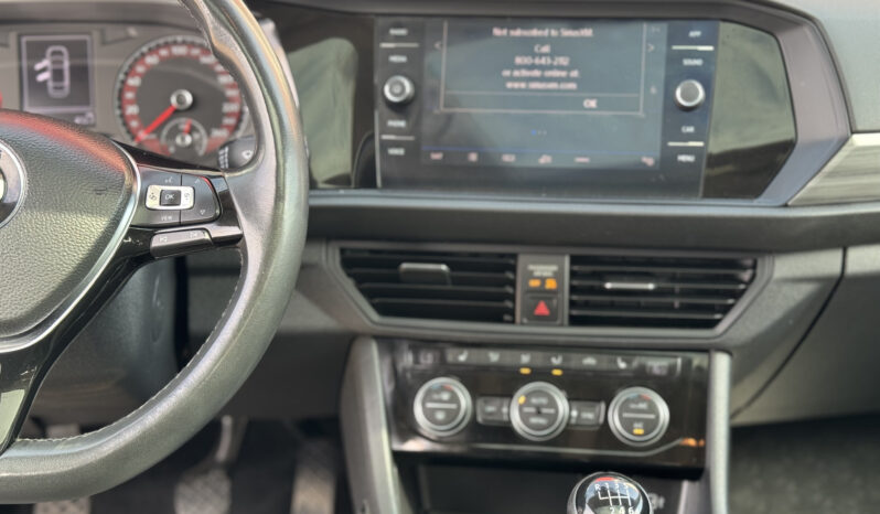 
2019 VOLKSWAGEN JETTA full									