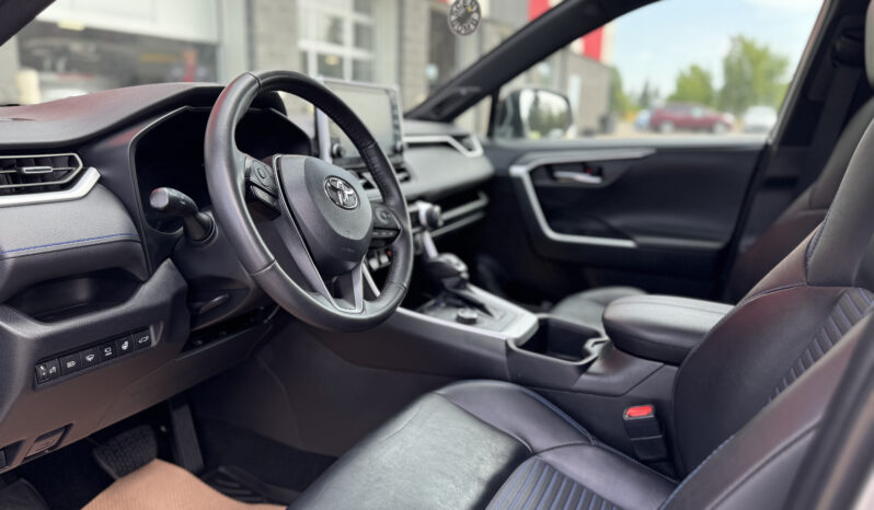 
2022 TOYOTA RAV-4 HYBRID full									