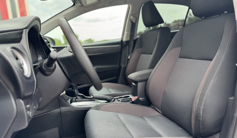 
2018 TOYOTA COROLLA full									