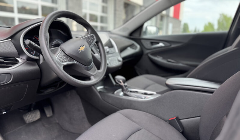 
2022 CHEVROLET MALIBU full									