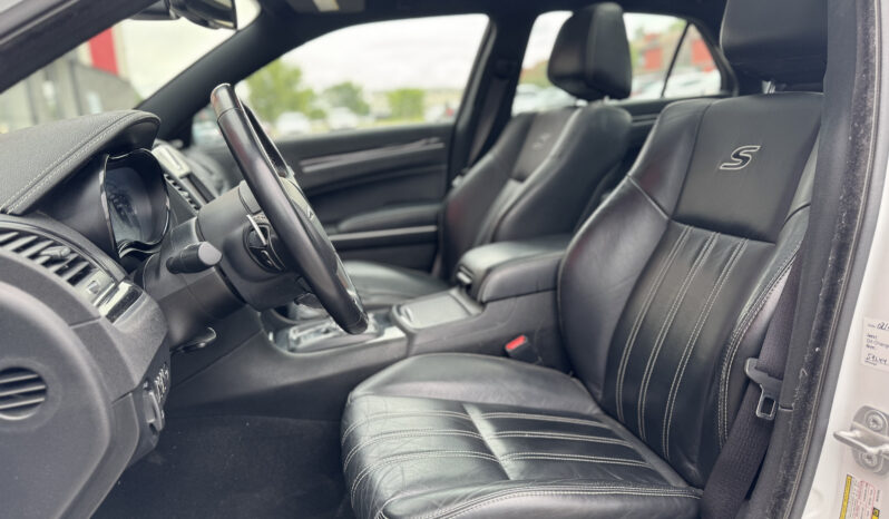 
2022 CHRYSLER 300 full									