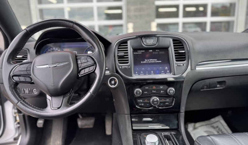 
2022 CHRYSLER 300 full									