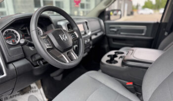 
2023 RAM 1500 CLASSIC full								