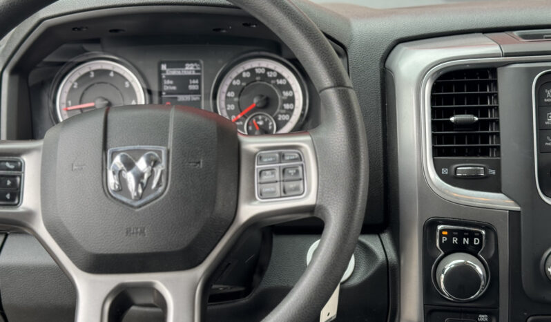 
2023 RAM 1500 CLASSIC full									