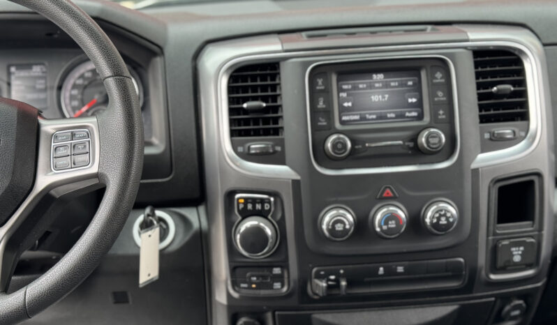 
2023 RAM 1500 CLASSIC full									