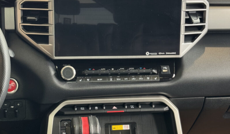 
2023 TOYOTA TUNDRA full									