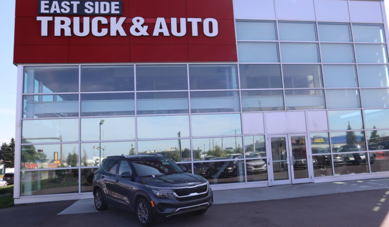 
2022 KIA SELTOS S full									