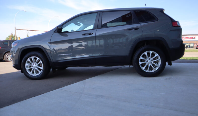 
2022 JEEP CHEROKEE SPORT full									