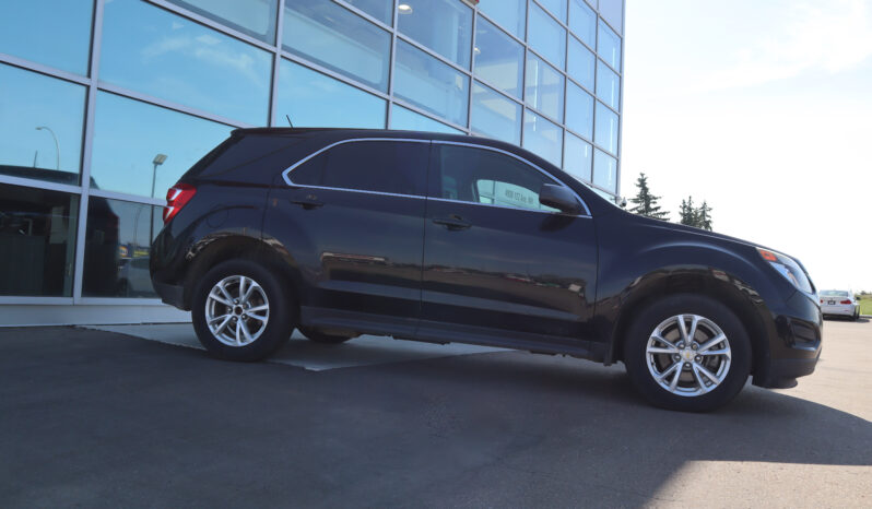2017 CHEVROLET EQUINOX LS full