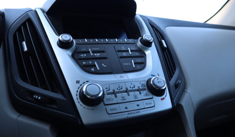 2017 CHEVROLET EQUINOX LS full