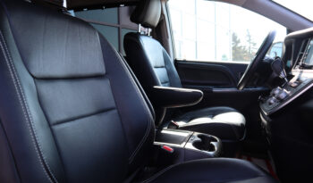 2020 TOYOTA SIENNA SE full