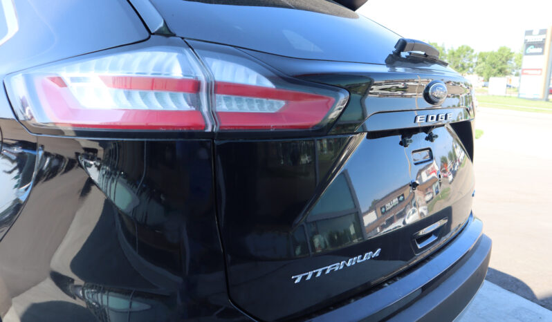 
2022 FORD EDGE TITANIUM full									