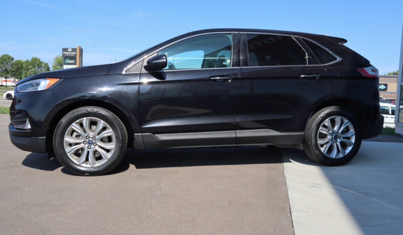 
2022 FORD EDGE TITANIUM full									