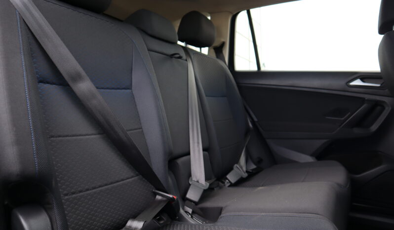 
2021 VOLKSWAGEN TIGUAN full									