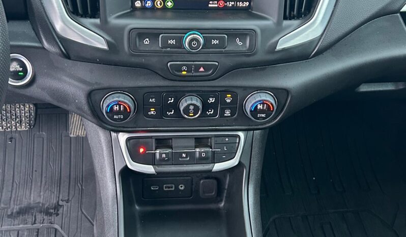 
2024 GMC TERRAIN SLE full									